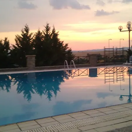 Hotell αchillion 3*