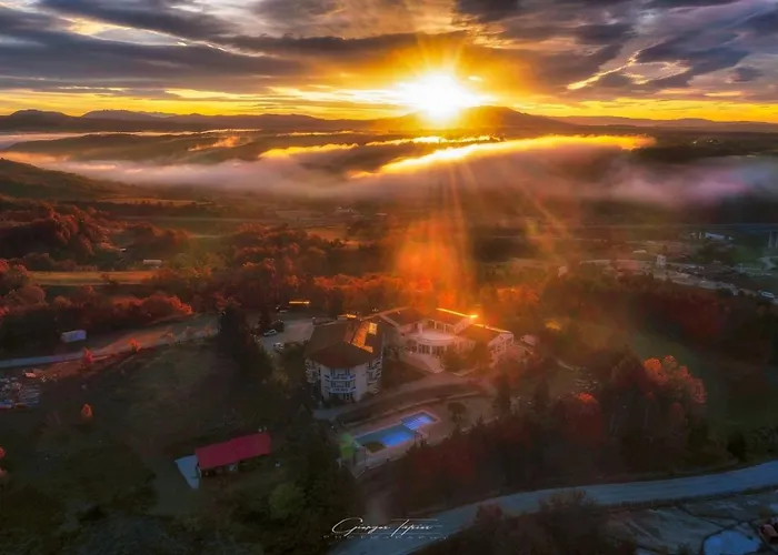 αchillion 酒店 3*